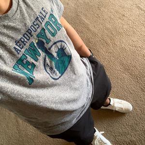 Meet your Posher, Ari